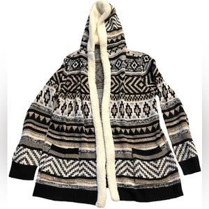 No Boundaries Geoprint Hooded Fax Fur Lined Cardigan- Medium